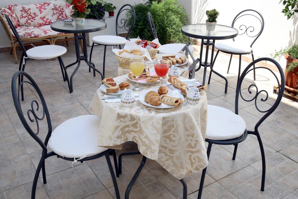 B&B Borgosolare Specchia Extérieur photo